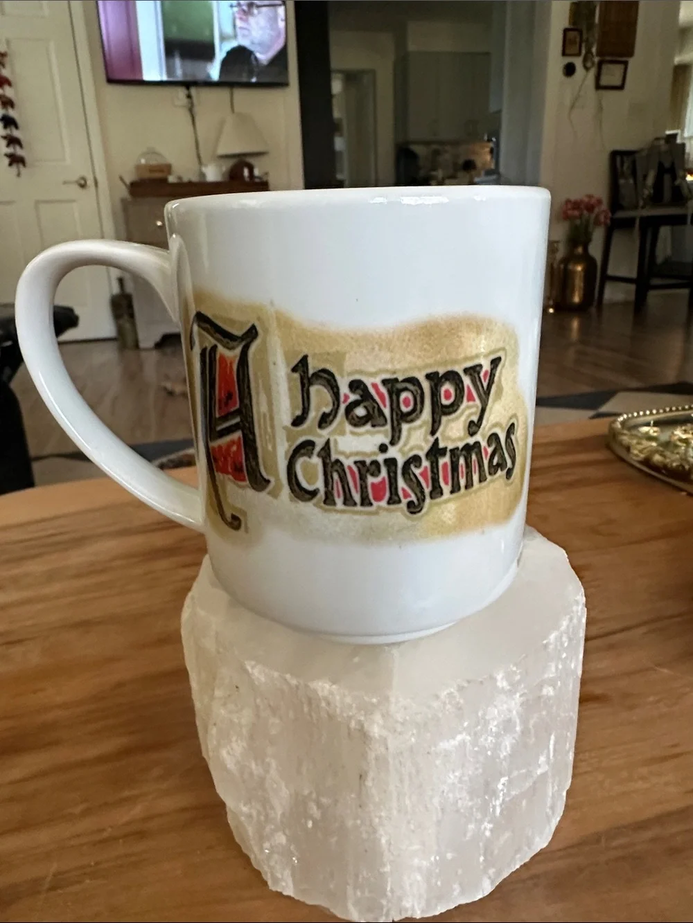Pottery Barn Vintage Santa & Child Illustration mug A happy christmas